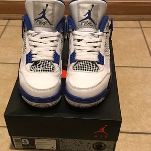 Air Jordan 4 Retro